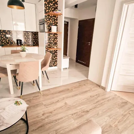 Royal 112 Apartment *
